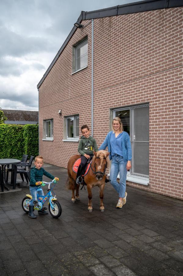 Hoevetoerisme Op 'T Zand Villa NeerNeerpelt Kültér fotó
